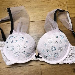 Victoria secret bra